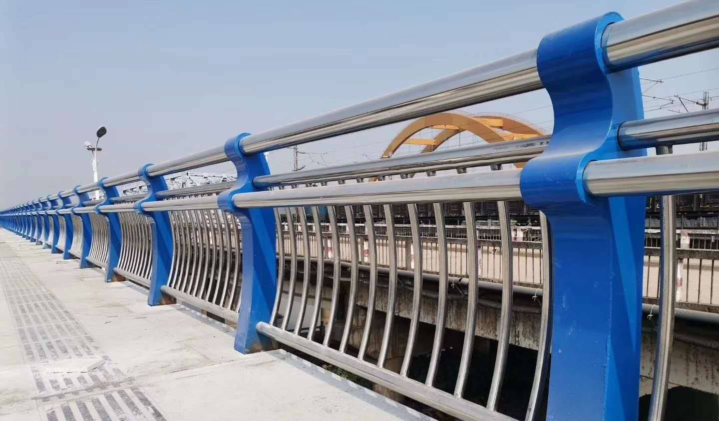 河东桥梁不锈钢防撞护栏