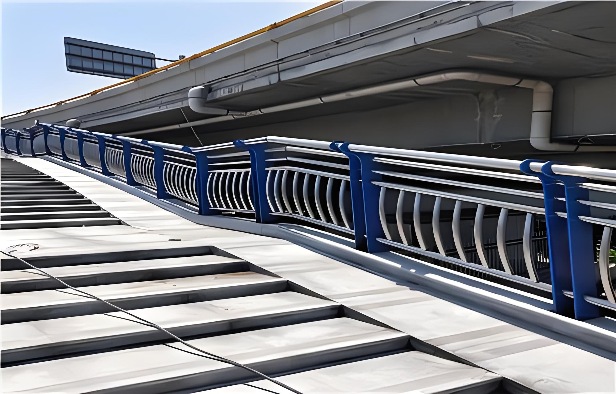 河东不锈钢桥梁护栏维护方案：确保安全，延长使用寿命